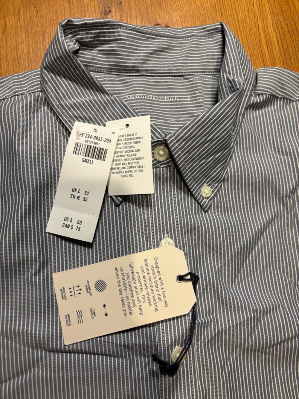 Abercrombie & Fitch Blue and White Pinstripe Short Sleeve Button-Down Shirt